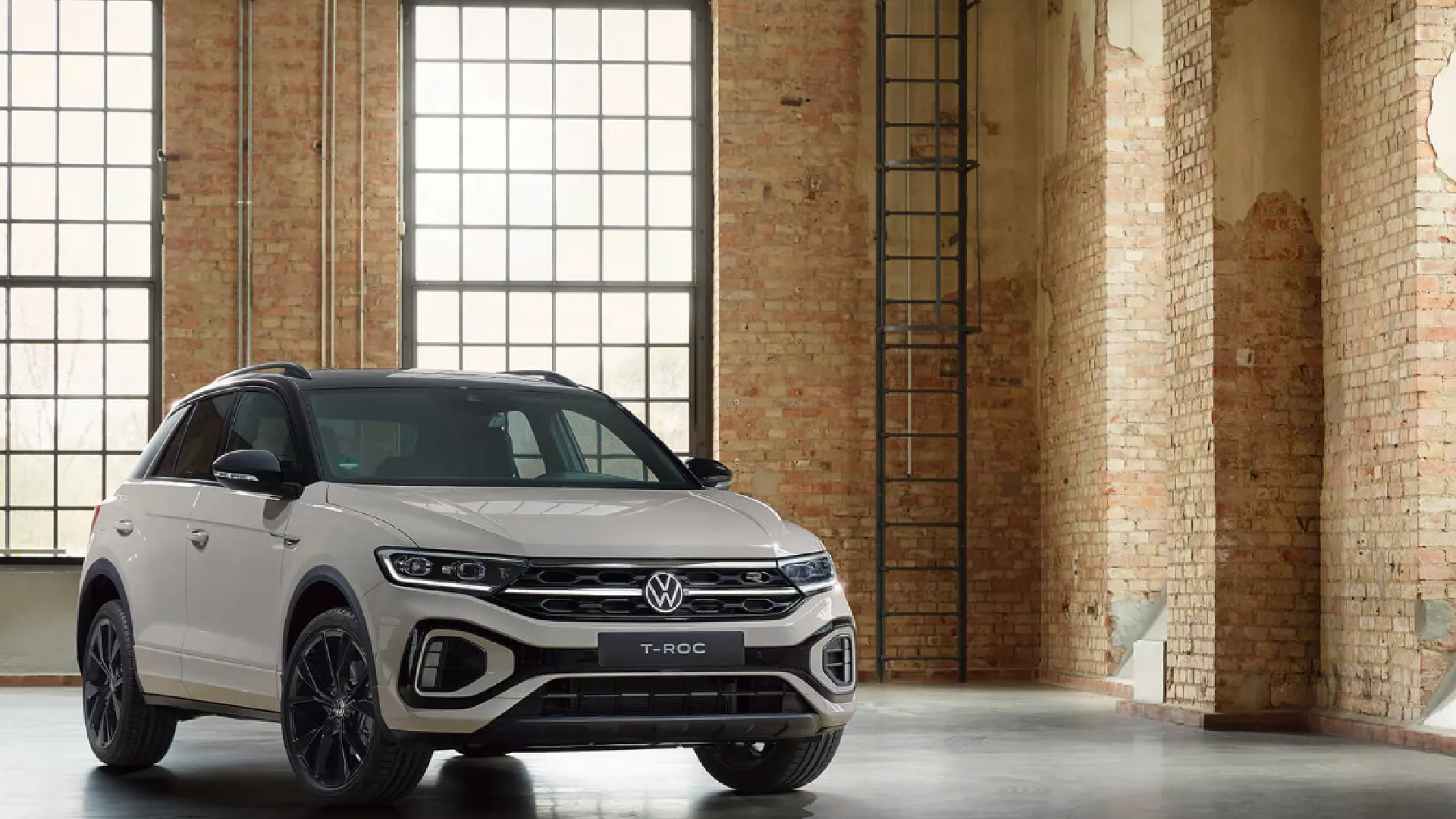 Hot hatch fun in a practical SUV at a sharp price (Volkswagen T-Roc R 2024 Review)